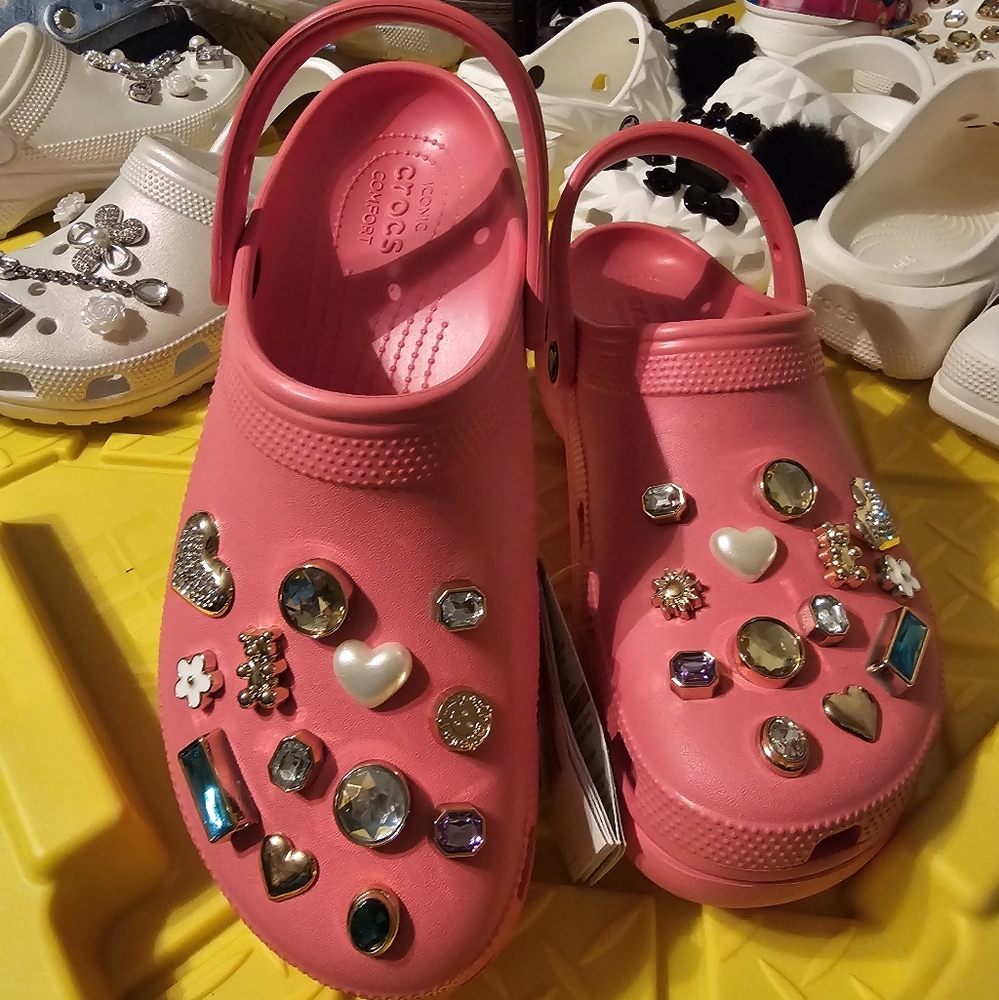 💖NEW Pink Croc Clogs! Comfort and Custom Style.💖 - Picture 1 of 9